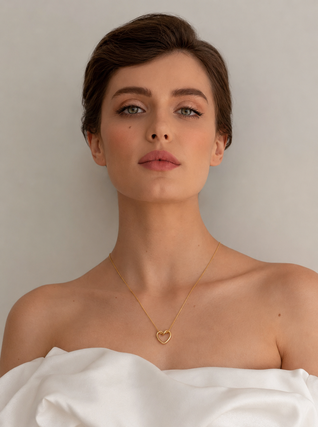 Minimal Gold Open Heart Pendant Necklace for Women