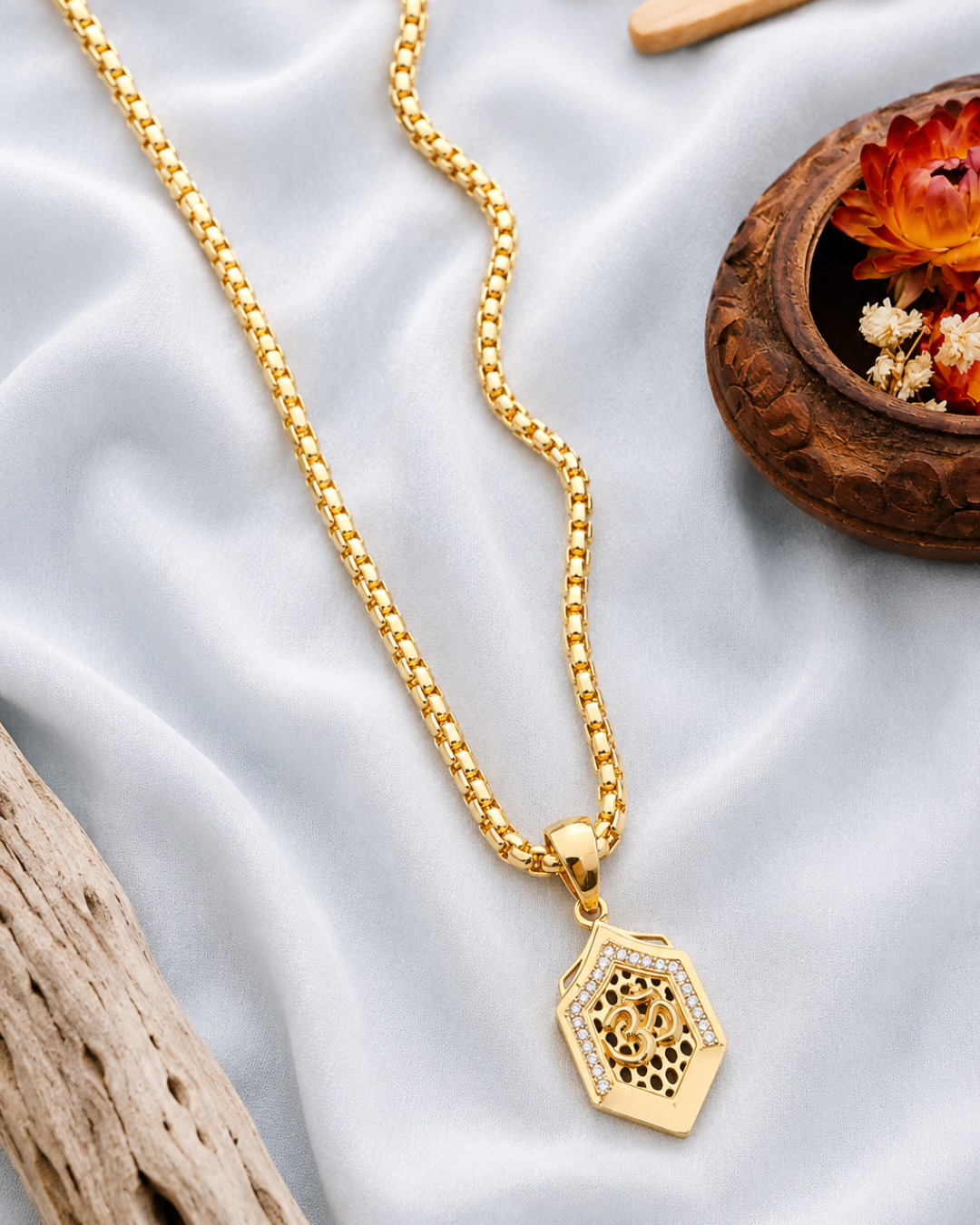 Om Harmony Hexagon Gold Pendant Chain