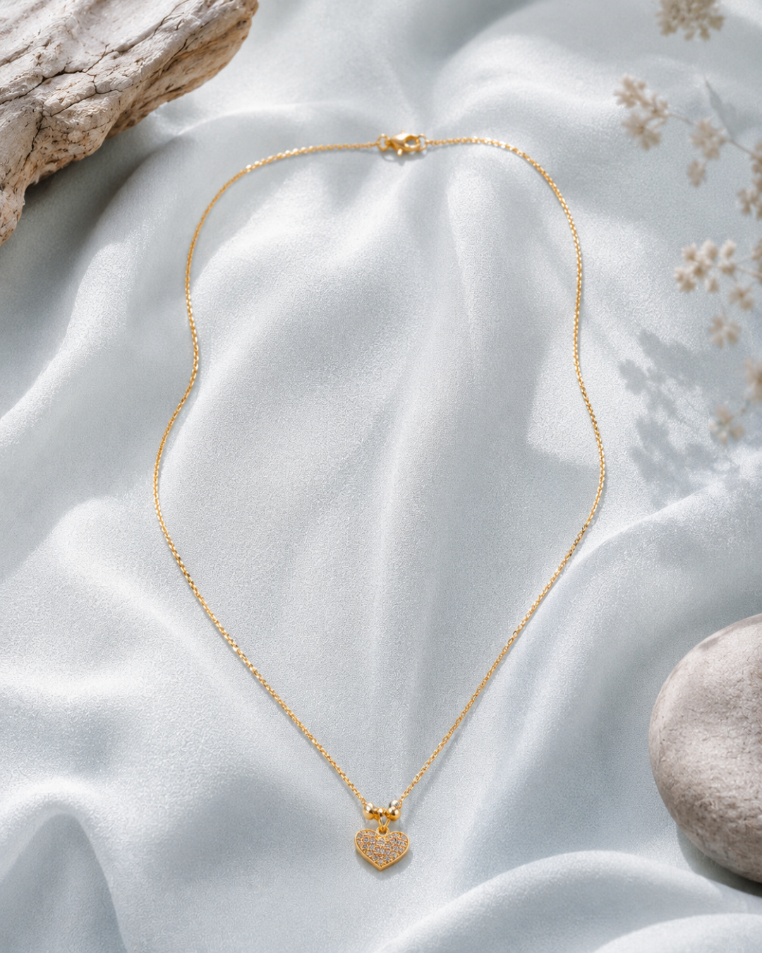 Sparkling heart charm necklace