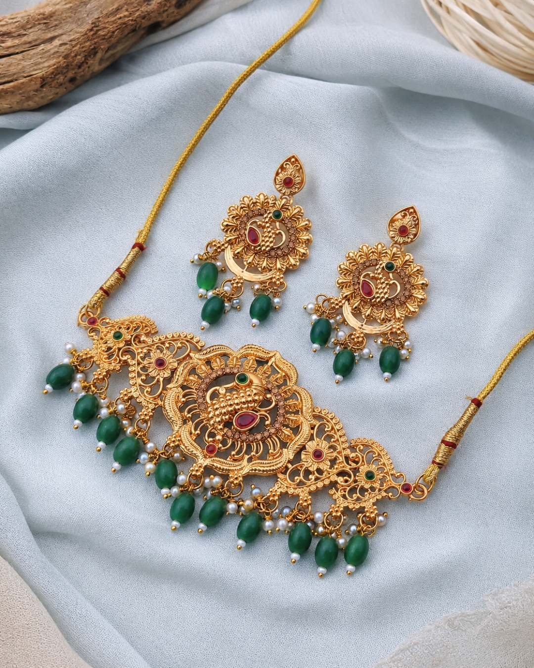 Emerald bloom temple necklace set