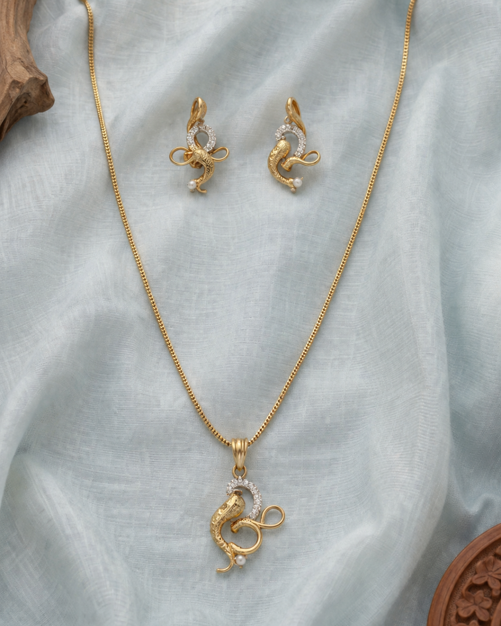 Royal peacock necklace set with matching earrings