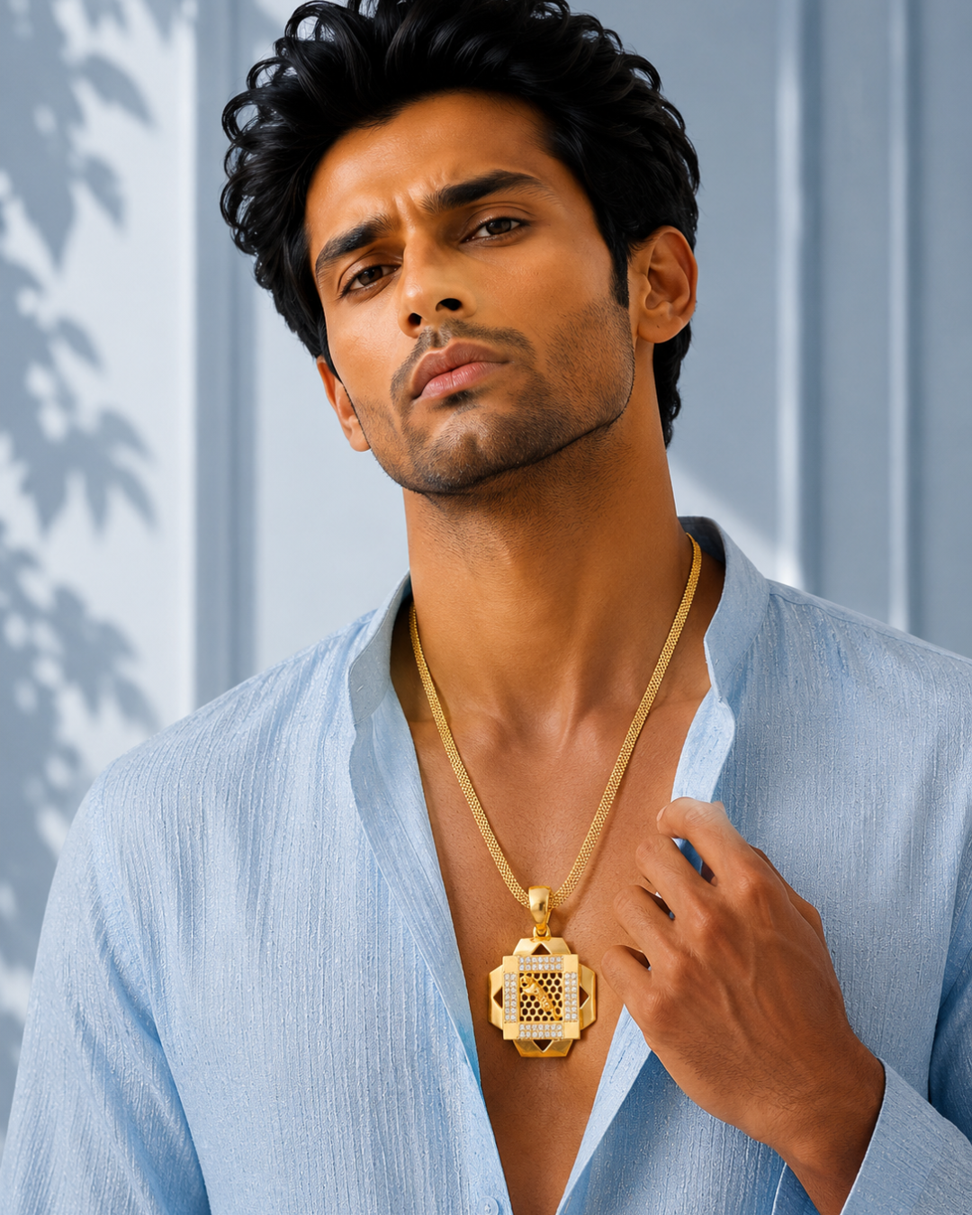 Royal Panther Gold Pendant with Premium Mesh Chain