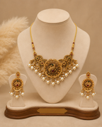 Royal Pearl Antique Necklace Set