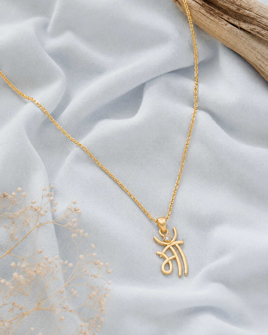 Elegant initial gold pendant necklace