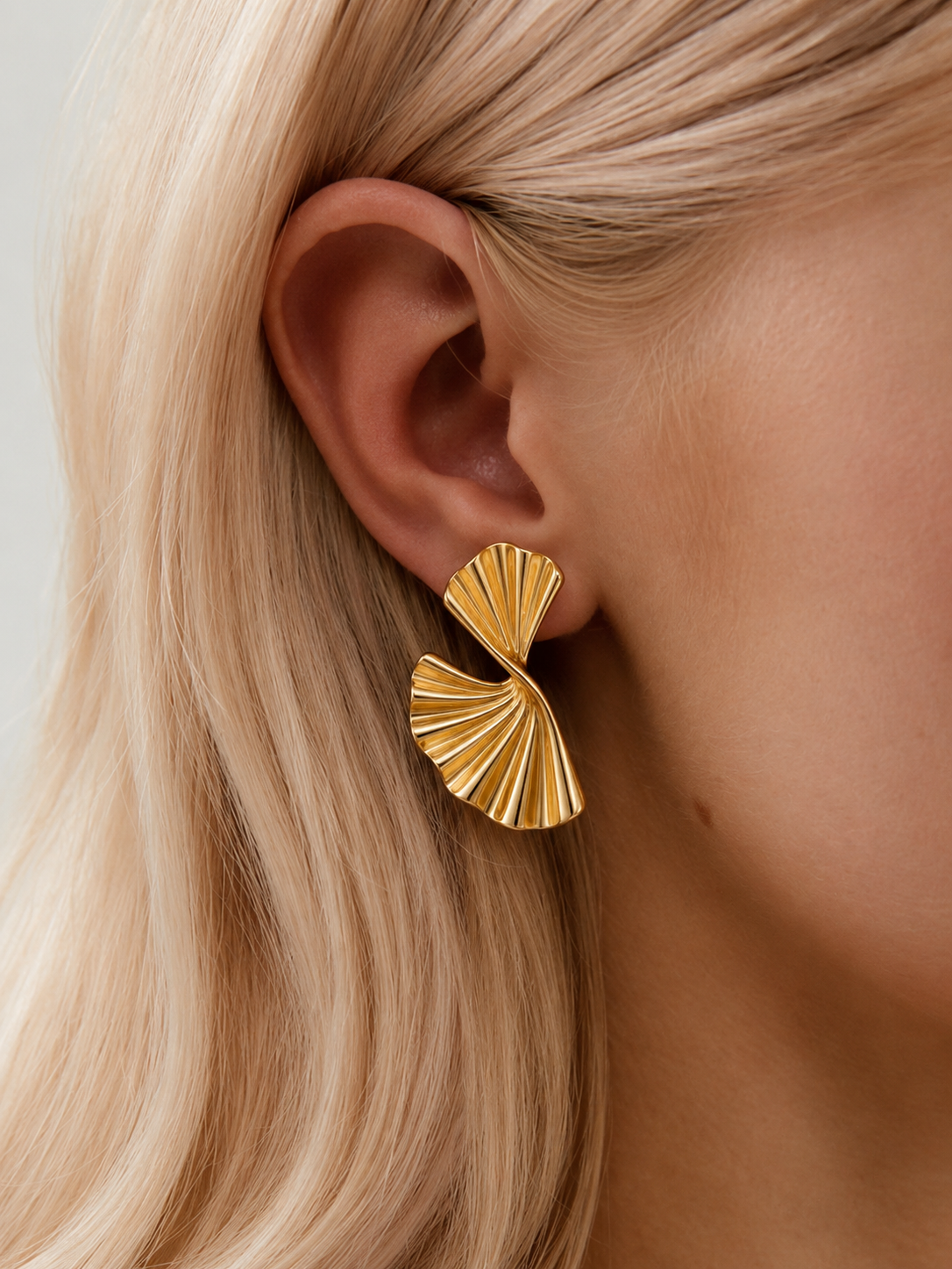 Golden Fan Twist Stud Earrings
